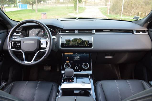 LAND ROVER RANGE ROVER VELAR P400E HYBRID AWD / CROCHET D ATTELAGE 17