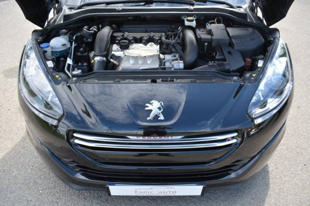 PEUGEOT RCZ R 1.6 THP 270 CV / SUIVI COMPLET / TOIT CARBONE 18