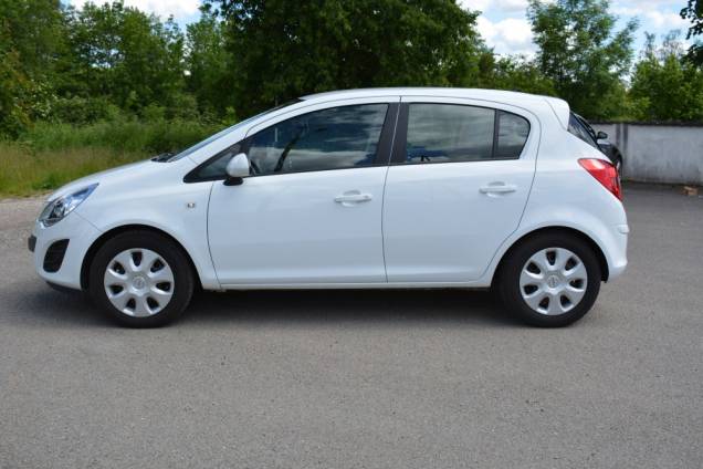 OPEL CORSA 1.2 85 CV 5 PORTES / 1ère MAIN / 7900 KMS / 4 ROUES HIVER OFFERTES 7