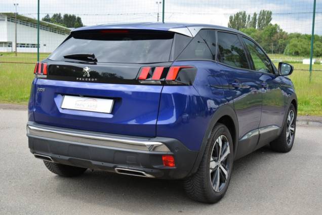 PEUGEOT 3008 ALLURE 1.6 BLUEHDI 120 CV / GRIP CONTROL 3