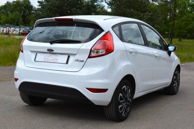 FORD FIESTA EDITION 1.2 I 82 CV / 1ere MAIN 3