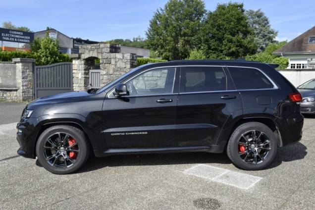 JEEP GRAND CHEROKEE SRT8 HEMI V8 6.4 468 CV BVA 4X4 6