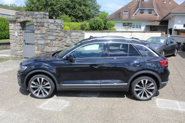 VOLKSWAGEN T-ROC CARAT EXCLUSIVE 1.5 TSI 150 CV DSG7 /TOIT OUVRANT PANORAMIQUE / ORIGINE FRANCE 5