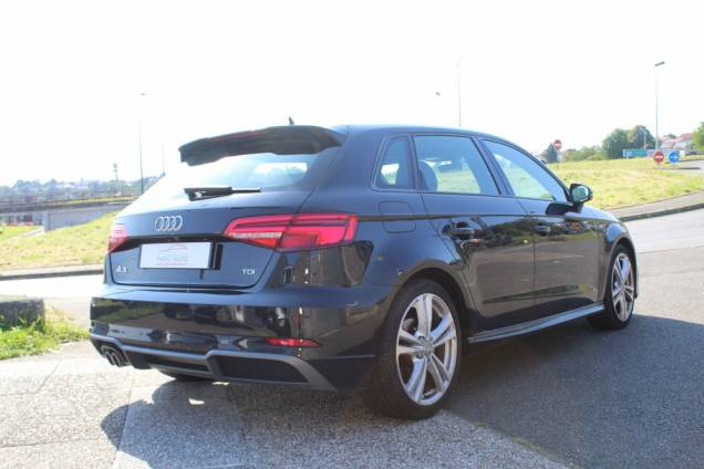 AUDI A3 SPORTBACK S-LINE 2.0 TDI 150 CV S-TRONIC 7 4