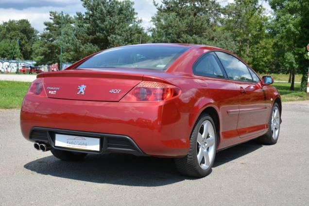 PEUGEOT 407 COUPE 2.7 V6 HDI 204 CV / JBL SOUND 3