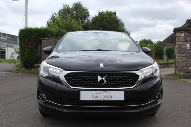 DS DS4 SPORTCHIC 2.0 BLUEHDI 180 CV EAT6 / ORIGINE FRANCE 2