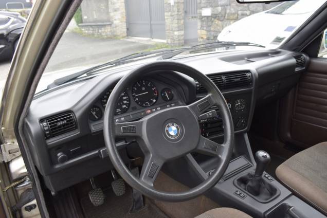 BMW SERIE 3 E30 316I BVM  9