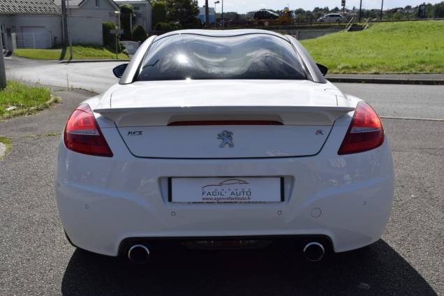 PEUGEOT RCZ 270 CV BVM // FULL OPTIONS // 1ERE MAIN // SUIVI PEUGEOT 5