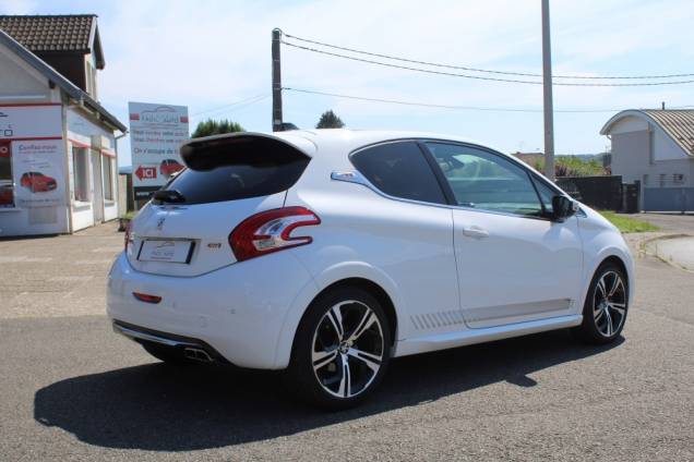 PEUGEOT 208 GTI 200 CV / CARNET D'ENTRETIEN COMPLET / TOIT PANORAMIQUE / ORIGINE FRANCE 6