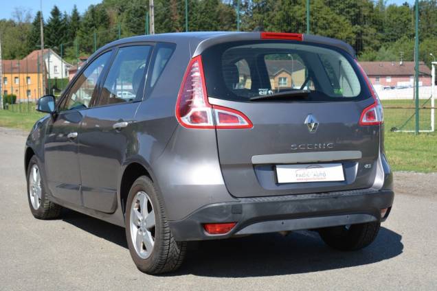 RENAULT SCENIC 1.5 DCI 110 CV 4