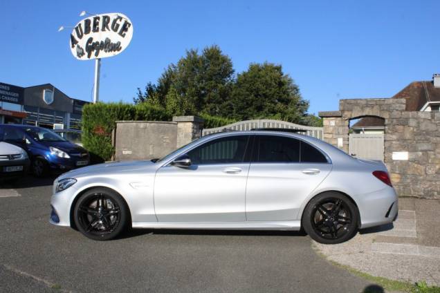 MERCEDES BENZ CLASSE C 63 AMG SPEEDSHIFT 4.0i V8 476 CV BVA / TOIT OUVRANT PANORAMIQUE 4