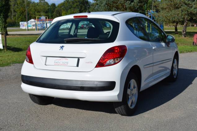 PEUGEOT 207 1.4 75 CV / 52900 KMS 4