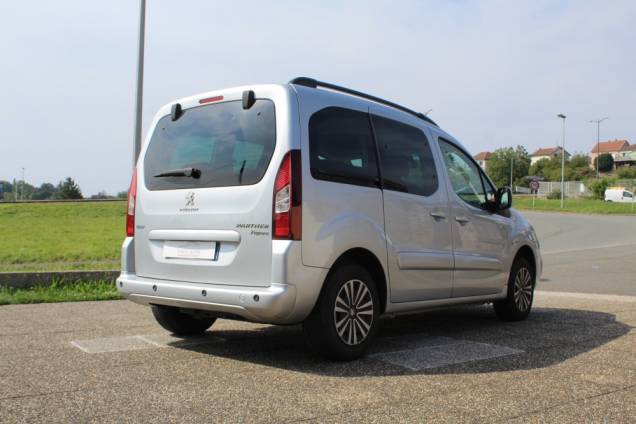 PEUGEOT PARTNER TEPEE ALLURE 67 CV BVA / ELECTRIC 6