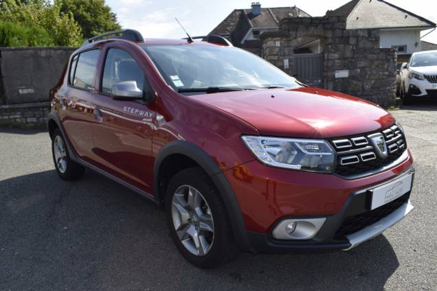 DACIA SANDERO STEPWAY TCE 90 CV EASY R  4