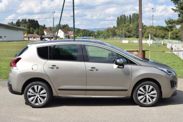 PEUGEOT 3008 1.6 e HDI 115 CV / BOITE AUTOMATIQUE 5