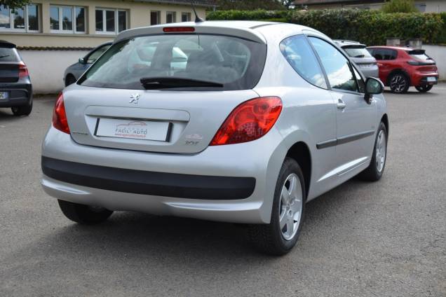 PEUGEOT 207 1.4 75 CV URBAN MOVE / 40900 KMS  4