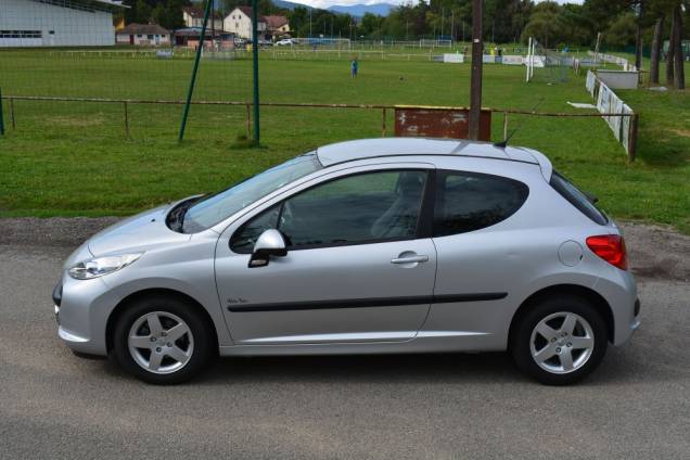 PEUGEOT 207 1.4 75 CV URBAN MOVE / 40900 KMS  8