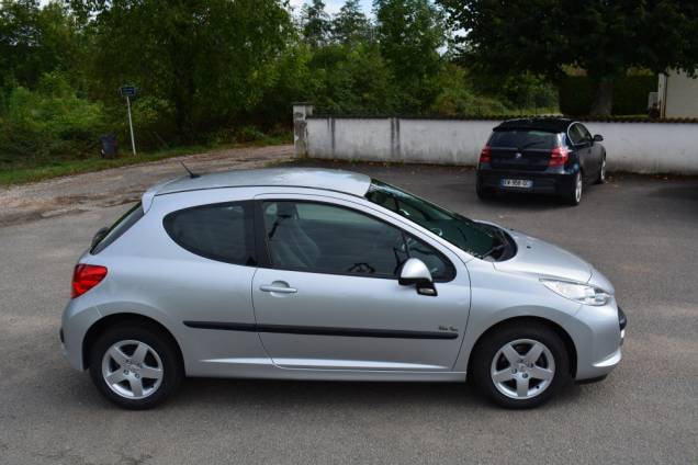 PEUGEOT 207 1.4 75 CV URBAN MOVE / 40900 KMS  10