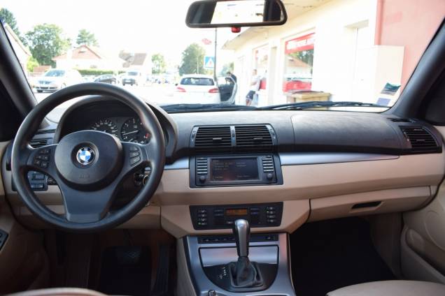 BMW X5 3.0 dA 218 CV / BOITE AUTOMATIQUE 9