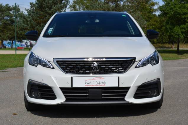 PEUGEOT 308 SW GT 2.0 HDI 180 CV EAT8  / TOIT PANORAMIQUE / DENON 5