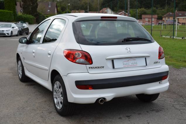 PEUGEOT 206+ 1.1 60 CV GENERATION / 5 PORTES / 68900 KMS 3