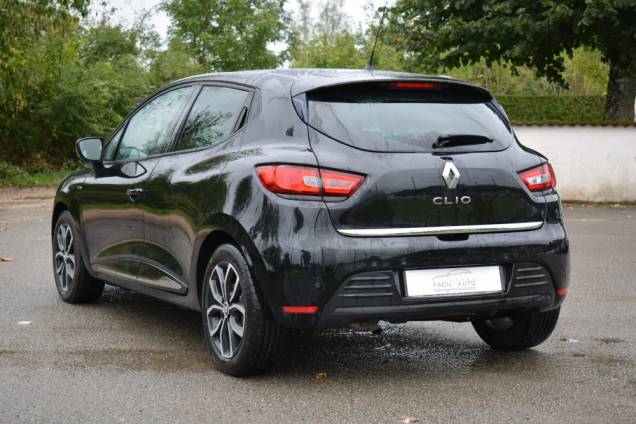 RENAULT CLIO LIMITED 1.2 TCE 120 CV / SUIVI COMPLET 4