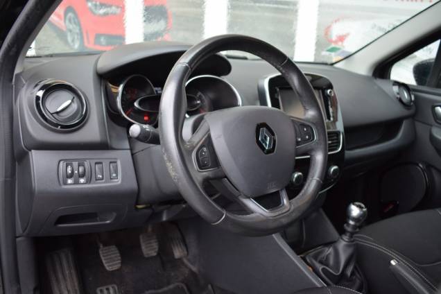 RENAULT CLIO LIMITED 1.2 TCE 120 CV / SUIVI COMPLET 9