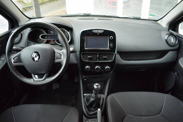 RENAULT CLIO LIMITED 1.2 TCE 120 CV / SUIVI COMPLET 12