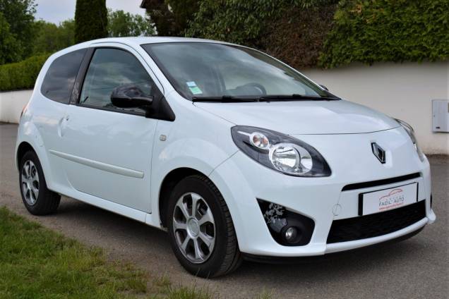 RENAULT TWINGO NIGHT AND DAY 1.2 75 CV / 63500 KMS / CARNET D'ENTRETIEN COMPLET 2