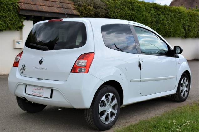 RENAULT TWINGO NIGHT AND DAY 1.2 75 CV / 63500 KMS / CARNET D'ENTRETIEN COMPLET 3