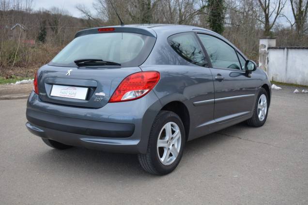 PEUGEOT 207 1.4 95 CV / 54900 KMS 4