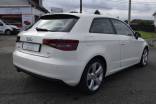 AUDI A3 AMBITION TDI 105 CV BVM 8