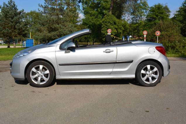 PEUGEOT 207 CC SPORT 1.6  120 CV 9