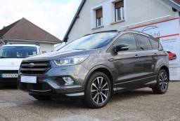 FORD KUGA ST LINE 2.0 TDCI 150 CV BVM6 / TOIT OUVRANT PANORAMIQUE