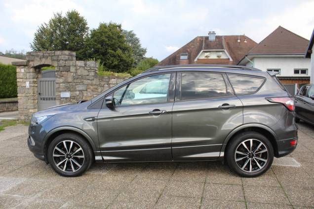 FORD KUGA ST LINE 2.0 TDCI 150 CV BVM6 / TOIT OUVRANT PANORAMIQUE 3