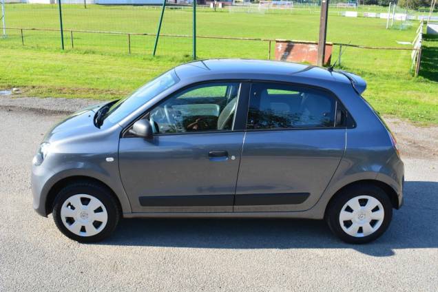 RENAULT TWINGO LIFE 70 CV 5 PORTES / 1ère MAIN / 19900 KMS  8