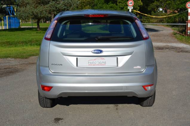 FORD FOCUS 1.6 100 CV / 5 PORTES / 1ère MAIN / 32900 KMS 6