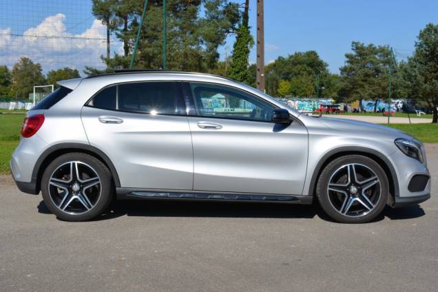 MERCEDES-BENZ CLASSE GLA FASCINATION 220D 177CV / ORIGINE FRANCE / SUIVI COMPLET 7