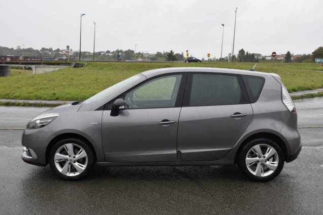 RENAULT SCENIC LIMITED DCI 110 CV BVM 2