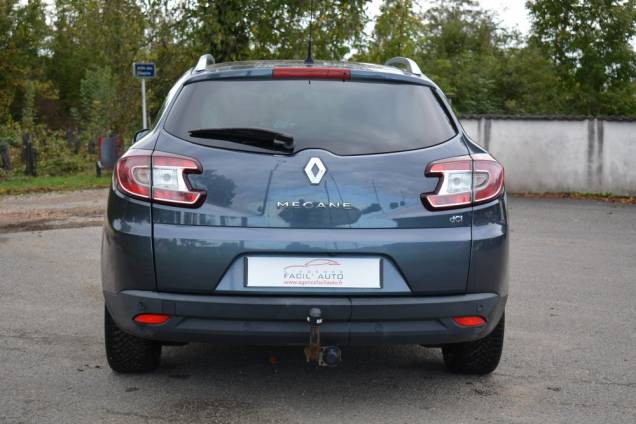 RENAULT MEGANE ESTATE BOSE 1.6 DCI 130 CV 6