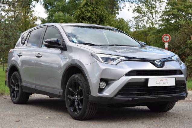 TOYOTA RAV 4 BLACK EDITION HYBRIDE 2.5 VVTI 197 CV CVT 2