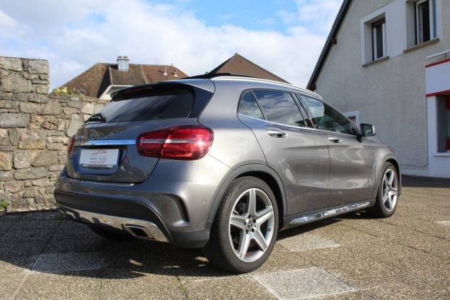 MERCEDES BENZ GLA FASCINATION PACK AMG 220 CDI 177 CV 7G-DCT / TOIT OUVRANT PANORAMIQUE  7