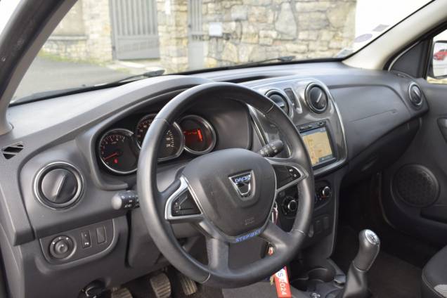 DACIA SANDERO STEPWAY TCE 100 CV BVM5 / GPL / ORIGINE FRANCE 9