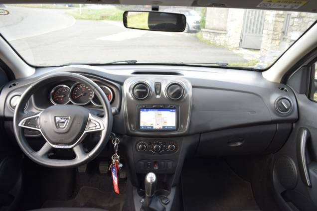 DACIA SANDERO STEPWAY TCE 100 CV BVM5 / GPL / ORIGINE FRANCE 10