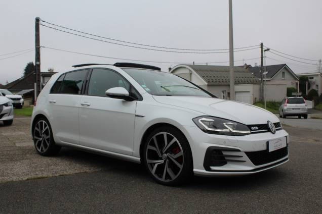 VOLSWAGEN GOLF GTD 2.0 TDI 184 CV DSG7 / TOIT OUVRANT 4