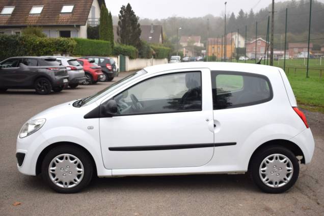 RENAULT TWINGO AUTHENTIQUE 1.5 DCI 65 CV 5