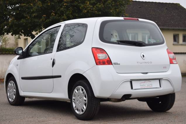 RENAULT TWINGO AUTHENTIQUE 1.5 DCI 65 CV 4