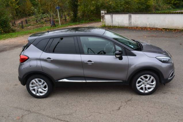 RENAULT CAPTUR 90 CV COOL GREY / 61900 KMS 10