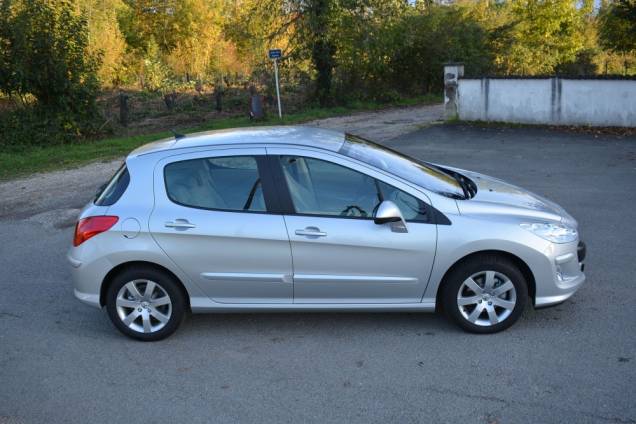 PEUGEOT 308 1.6 120 CV 5 PORTES / GPS / 33900 KMS 10