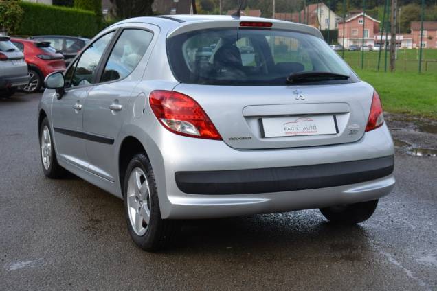 PEUGEOT 207 1.4 75 CV 5 PORTES URBAN MOVE / 66500 KMS / TOIT PANORAMIQUE 3